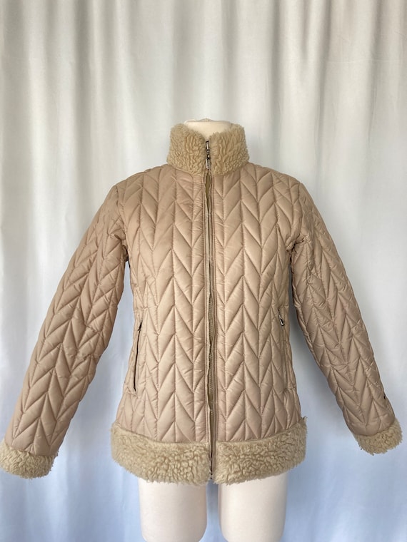 Vintage 2000's Y2K Women's Patagonia Quilted Tan J