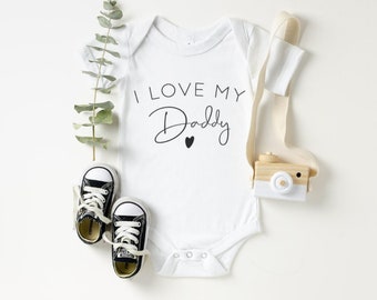 Daddy Baby Onesie, I Love My Daddy Onesie® ,Custom Daddy Shirt,Pregnancy Reveal Onesie, Cute Pregnancy Announcement Shirt, Baby Announcement