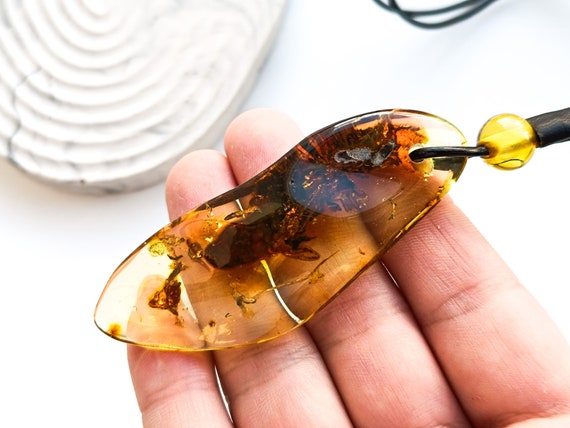 Large Baltic Amber Pendant, Natural Amber  with Pendant, Raw Amber Jewelry, Raw Stone Jewelry, Boho Jewelry, Healing Stones,18gr