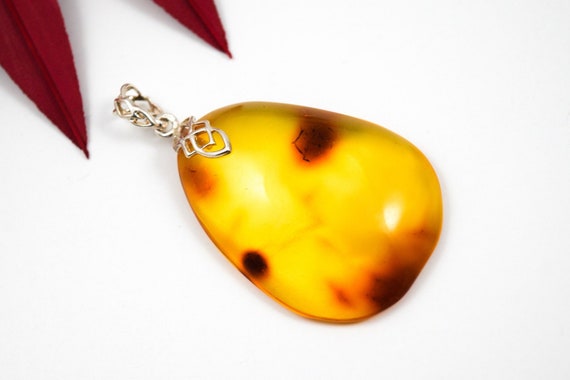 Large Amber Pendant with 925 Silver Bail,Boho Pendant,Healing Pendant,Amber Jewelry,Raw Stone Jewelry,Birthstone Pendant,Gift for Her