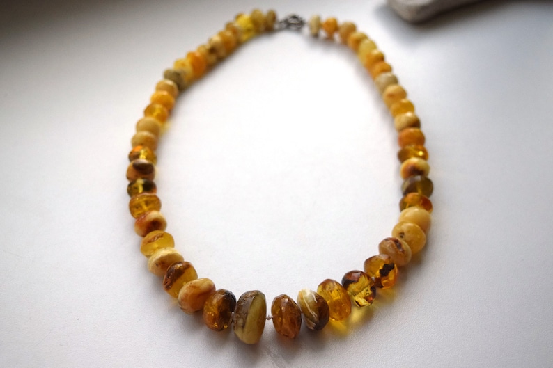 Butterscotch Amber Necklace,Natural Baltic Amber Healing Amber,Amber Gift,Hand-carved Yellow Amber Woman Necklace Gemstone Jewelry,50gr