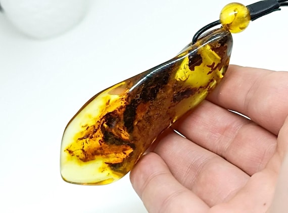 28 gr Unique Huge Amber Pendant with Adjustable Leather Cord , Statement Massive Natural Genuine Baltic Amber Pendant, Gift for Her