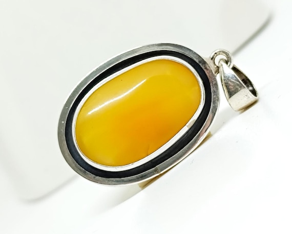 Amber Silver Pendant ,Handmade 925 Silver Pendant,Genuine Yellow Amber Pendant,Birthstone Pendant,Gemstone Pendant,Healing Pendant