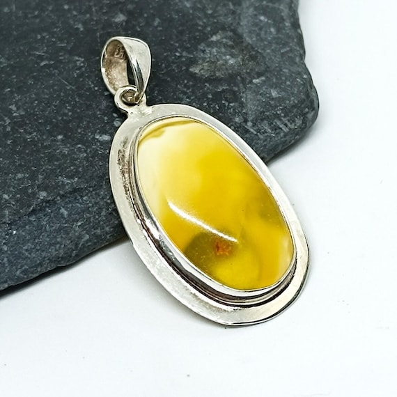 Amber Silver Pendant,Handmade 925 Silver Pendant,Butterscotch Genuine Amber Pendant,Birthstone Pendant,Raw Amber Pendant,Healing Pendant