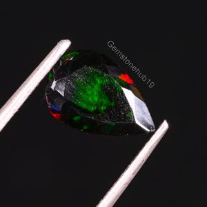 Opale,Opale noire d&#39;Ethiopie,Opale à facettes,Fabrication de bijoux,Opale de feu multiple,Naturel en vrac,Pierre naturelle 10x6x3 mm 1 carat