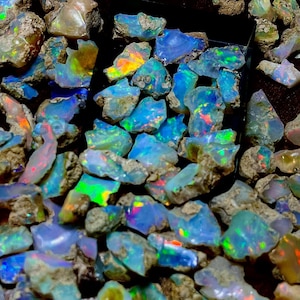 Dry Opal Rough Lot 30 Pieces AAA Grade Ethiopian Welo Opal Raw crystal Suitable For Cutting & Making Jewelry Opal Rough Gemstone 10-6mm Size