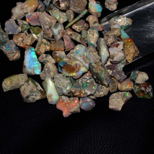 25-15 Mm Natural Ethiopian Multi Fire Opal Rough-october - Etsy