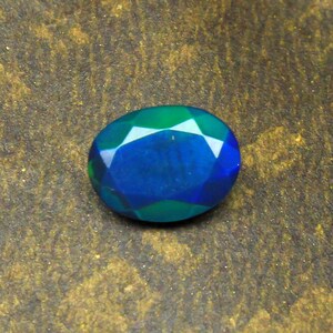 7 x 9 mm Opale noire d&#39;Éthiopie naturelle - Opale ovale de feu multiple, Pierres précieuses, Opale à facettes, Opale de feu à facettes lâches, Opale, pierres précieuses, Opale d&#39;Éthiopie