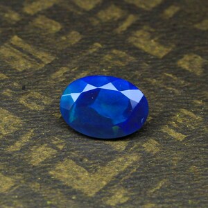 8 x 12 mm opale noire d&#39;Éthiopie naturelle - opale ovale de feu multiple Pierres précieuses-opale à facettes-opale de feu-opale à facettes lâche-opale pierres précieuses-opale d&#39;Éthiopie