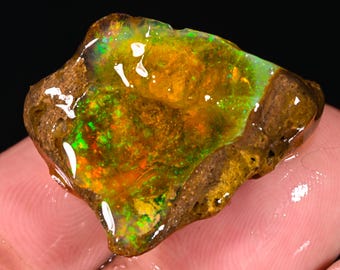 Opal grov, etiopisk opal grov, stort opalprov grov, flerfärgad eldopal rå för smyckestillverkning, kristallopal grov naturlig ädelsten 32 karat