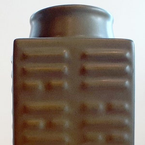 Chinese porcelain Bagua teadust cong vase
