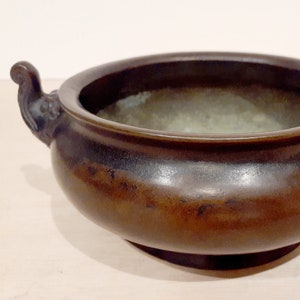 Chinese bronze elephant handles censer