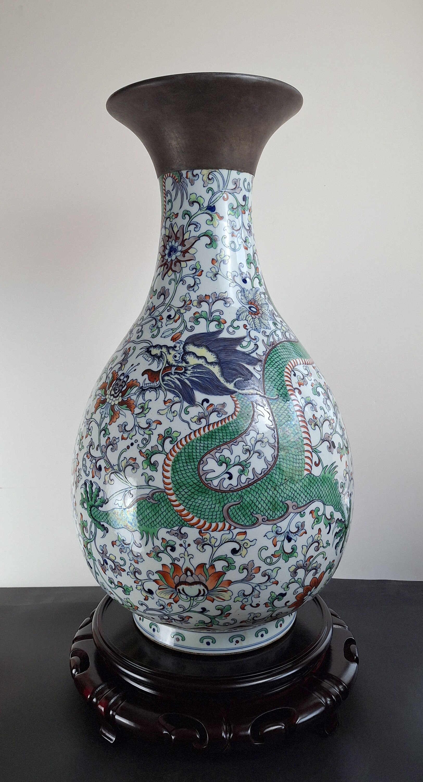 Large Chinese Doucai dragon fenghuang yuhuchunping