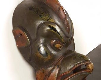 木と漆で彫られた烏天狗の能面 - Etsy 日本