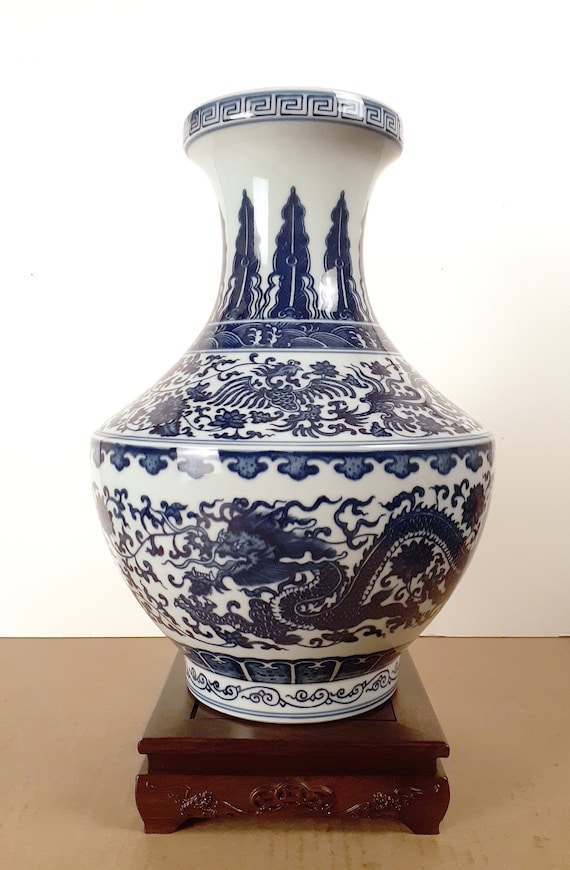 Blue & White Porcelain Fengweizun Vase Blue & White Porcelain Fengweizun Vase