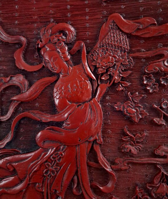 赤い漆器 龍と花の彫刻 皿 オブジェ 中国 Yahoo!オークション 「中国