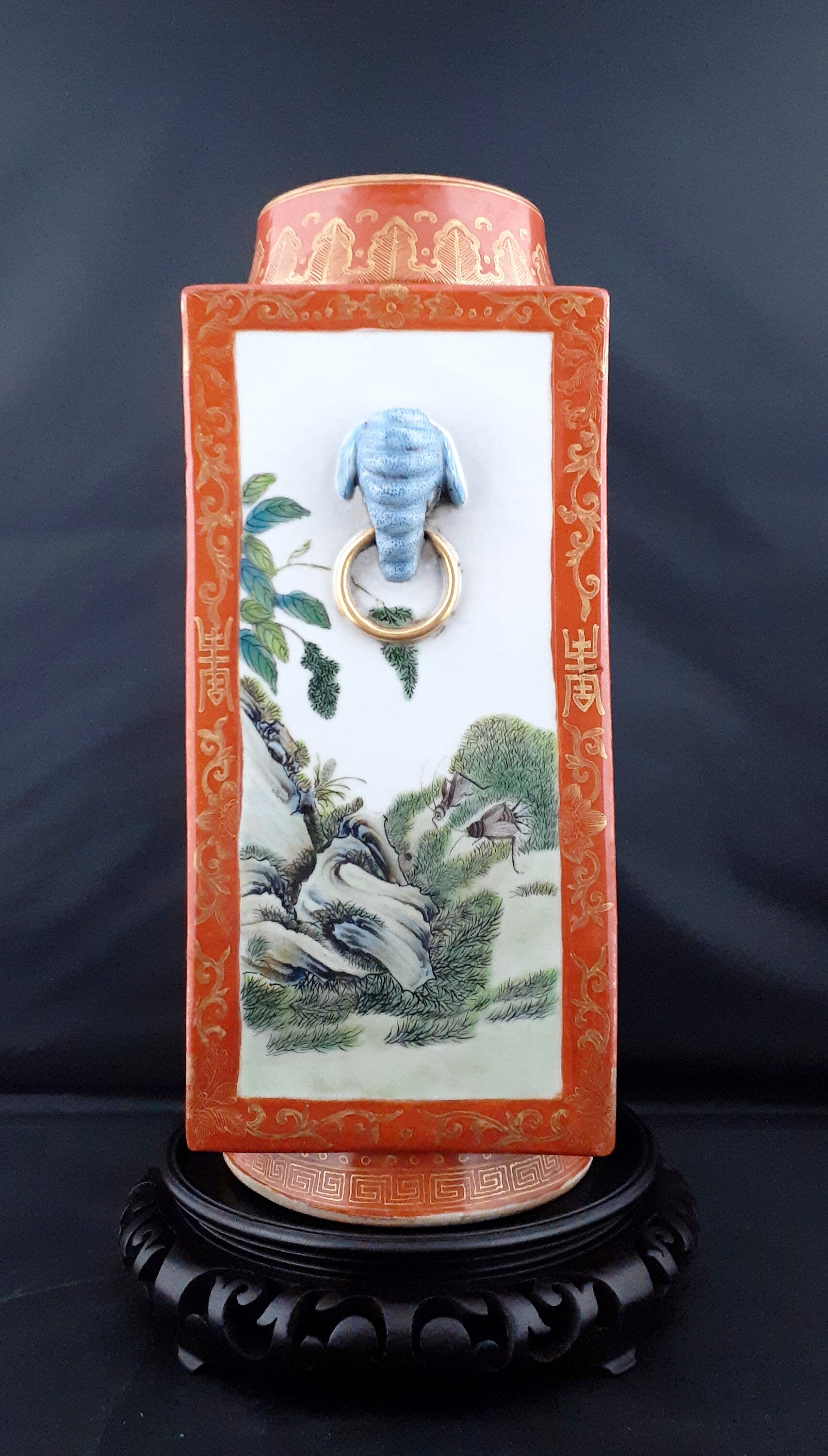 中国磁器の昆虫と花のコン花瓶 - Etsy 日本