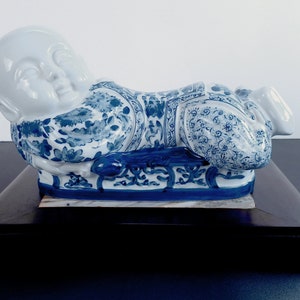 Chinese porcelain pillow
