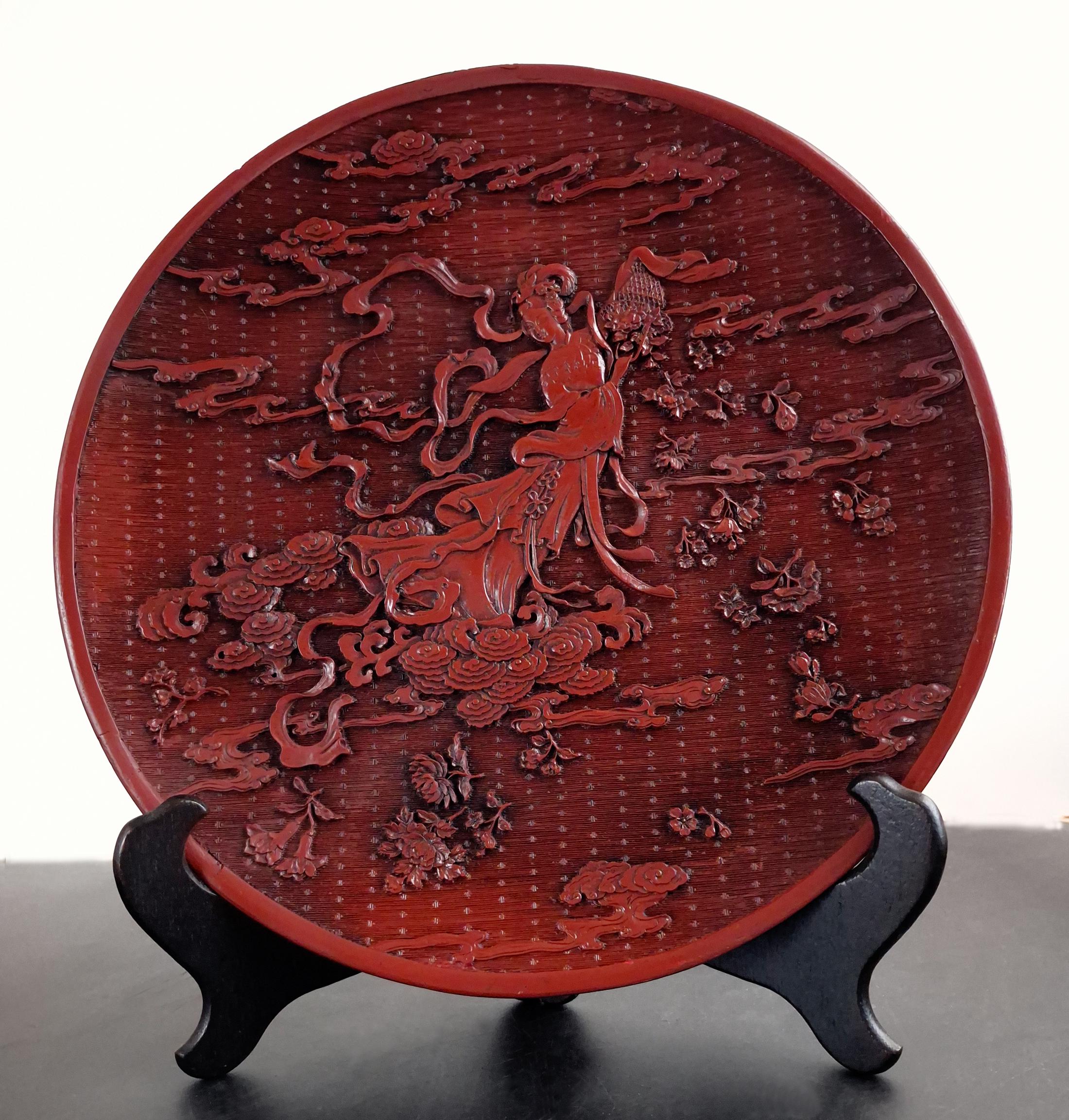 赤い漆器 龍と花の彫刻 皿 オブジェ 中国 Yahoo!オークション 「中国