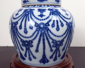 中国の磁器の青と白の蓋付き壺 - Etsy 日本