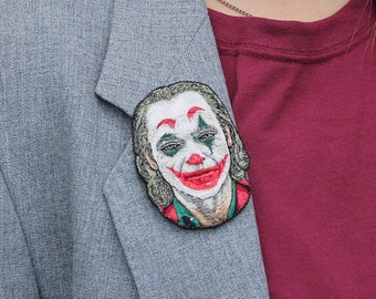 Portrait brodé de Joaquin Phoenix en Joker, broche univers cinématographique DC