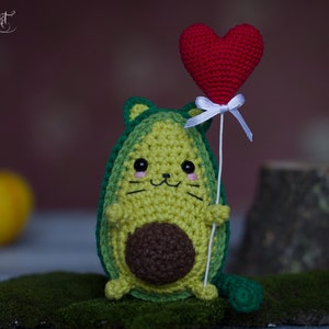 Avocado Häkelanleitung, PDF Häkelanleitung, DIY häkeln Mini Spielzeug, Amigurumi Anleitung PDF, Katze kawaii Avocado, Geschenk Vegetarier für Crafter