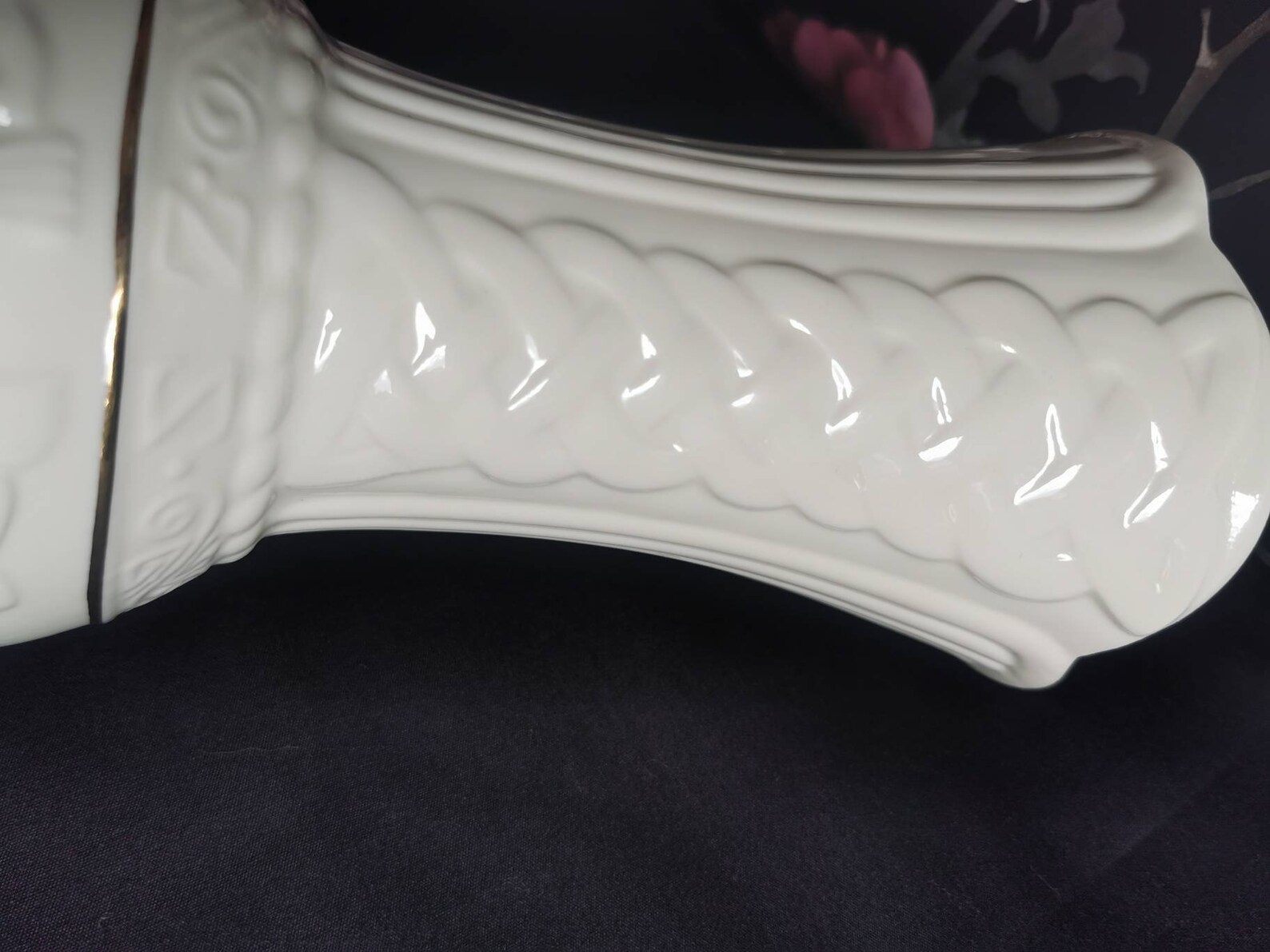 Beautiful Belleek Claddagh 9'vase. Collectible Irish Vase. Etsy