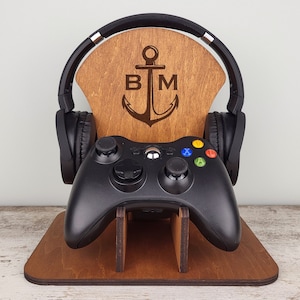 Gamer Headset Holder / Headphone and controller stand / Gamer Gift / Gaming Station