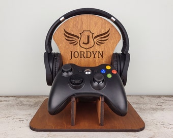 Personalized Headphone Holder Controller stand / Gamer Gift / Gaming Station / Gamer Headset Holder / Wooden controller stand / Gamer Gift