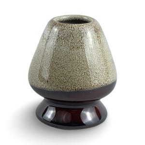 Japanese Fambe Brown Matcha Chasen Whisk Stand - Shizen Cha