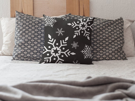 Outdoor hotsell winter pillows