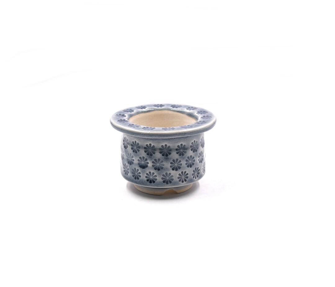 Snowflake Mat Pot 3 1/2