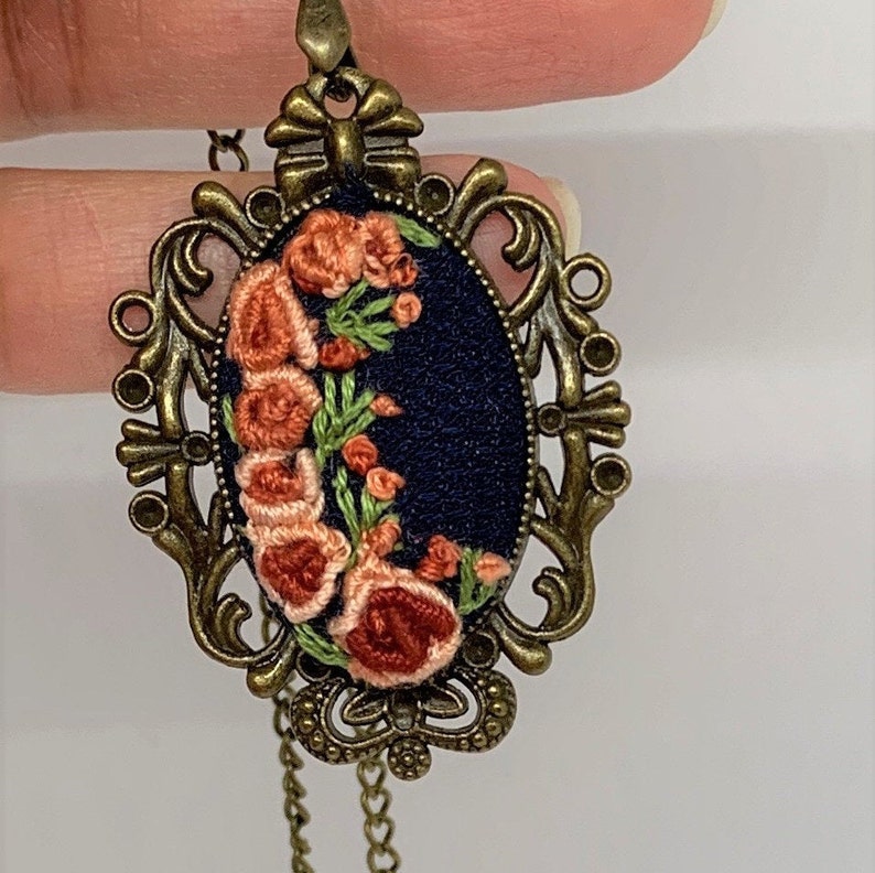 Collier Femme COKET Gros Pendentif Fleur - Style Déclaration - Neuf Avec étiquettes