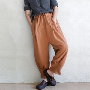 Women Elegant Cotton Pants With Side Slits Retro Pants Elastic Waist Pants Leg Sweatpants Split Hem Pants Comfortable and Stylish Activewear