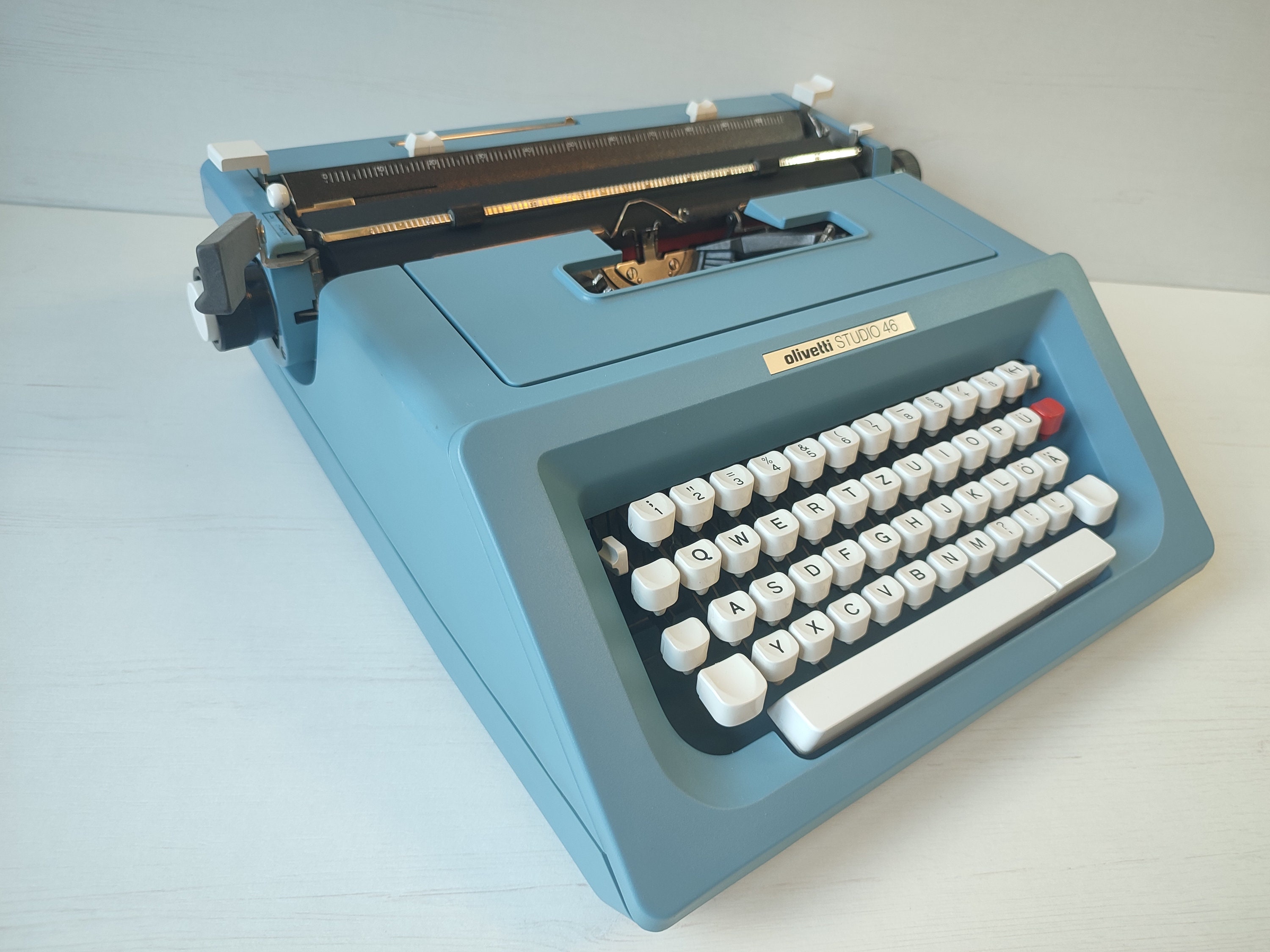 Olivetti STUDIO 46 タイプライター スペイン製 ジャンク