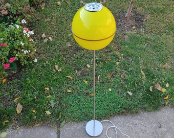 Space Age Floor Lamp, Mid-Century Modern Lamp, UFO Style Lamp, Retro Floor Lamp 1970s, Acrylic Egg Floor Lamp, Atomic Lamp