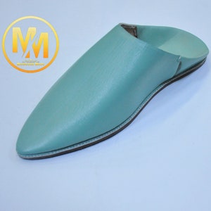 Moroccan Green Babouche, Slippers men&#39;s, Shoes Handmade, Leather Shoes, Organic Leather, Mules, Babouche, Hand dyed