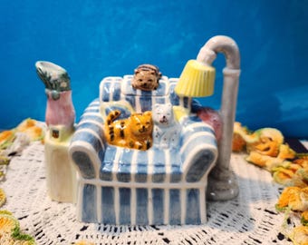 Porcelain Ceramic Teapot Kittens Kitties on Sofa Candies Commodities England Novelty Vintage