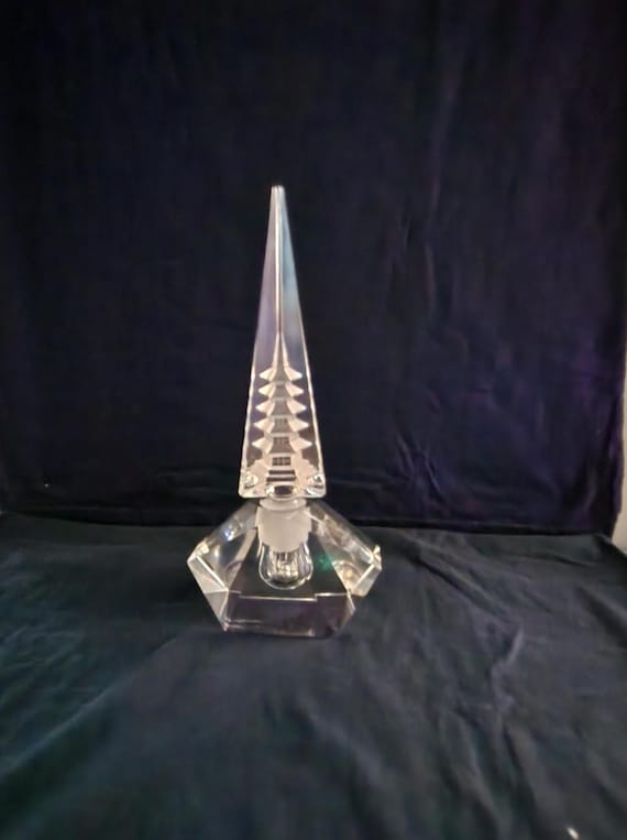Hoya Crystal Japanese Pagoda Perfume Bottle 1940's-1950's