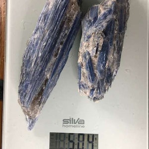 Kyanite Disthen blue crystal level, very good quality, price per 500 grams, healing stone, collector, decoration, showcase, meditation, gift, orgone image 6