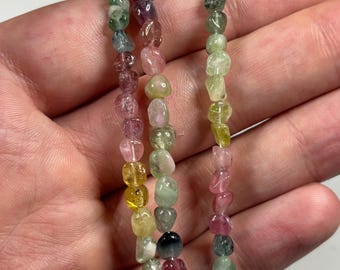 Braccialetto di tormalina colorata – Misura regolabile (Tormalina arcobaleno) Gioiello Regalo Collezionista Pietra curativa Chakra Meditazione Esoterismo Yoga Reiki