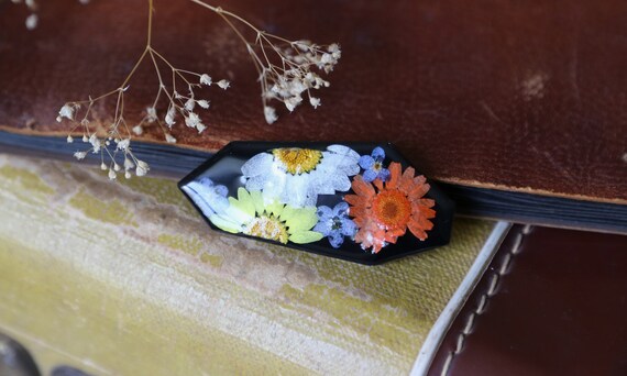 Unique Floral Hair Accessory | Handcrafted Hair Clip with Real Pressed Flowers | Gift for Nature Lover