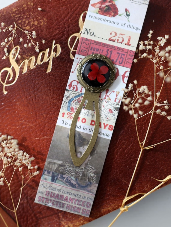 Antique Bronze Bookmark with Pressed Flowers in Resin | Gift for Reader | Gift for Book Lover