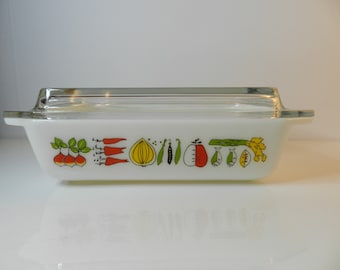 Vintage- JAJ Pyrex Harvest ovenschaal met deksel  uit de jaren 60