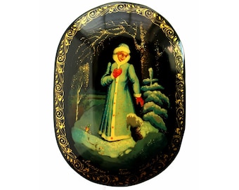 雪娘（スネグーラチカ）を描いたロシアのパレフ漆箱 - Etsy 日本