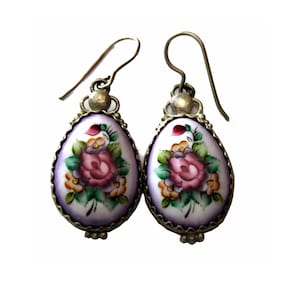 Great Gift Idea Vintage Russian Unique Handmade and Hand Painted Enamel Finift Technique JEWELRY Cute Floral Design Dangle EARRINGS #130a