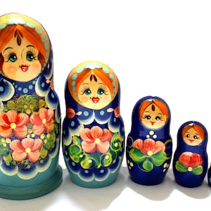 Vintage Traditional Russian Nesting Wooden Doll Matrioshka -Hand Painted and signed by Russian Artist 5 doll set – 6.5&quot; Floral Design #235
