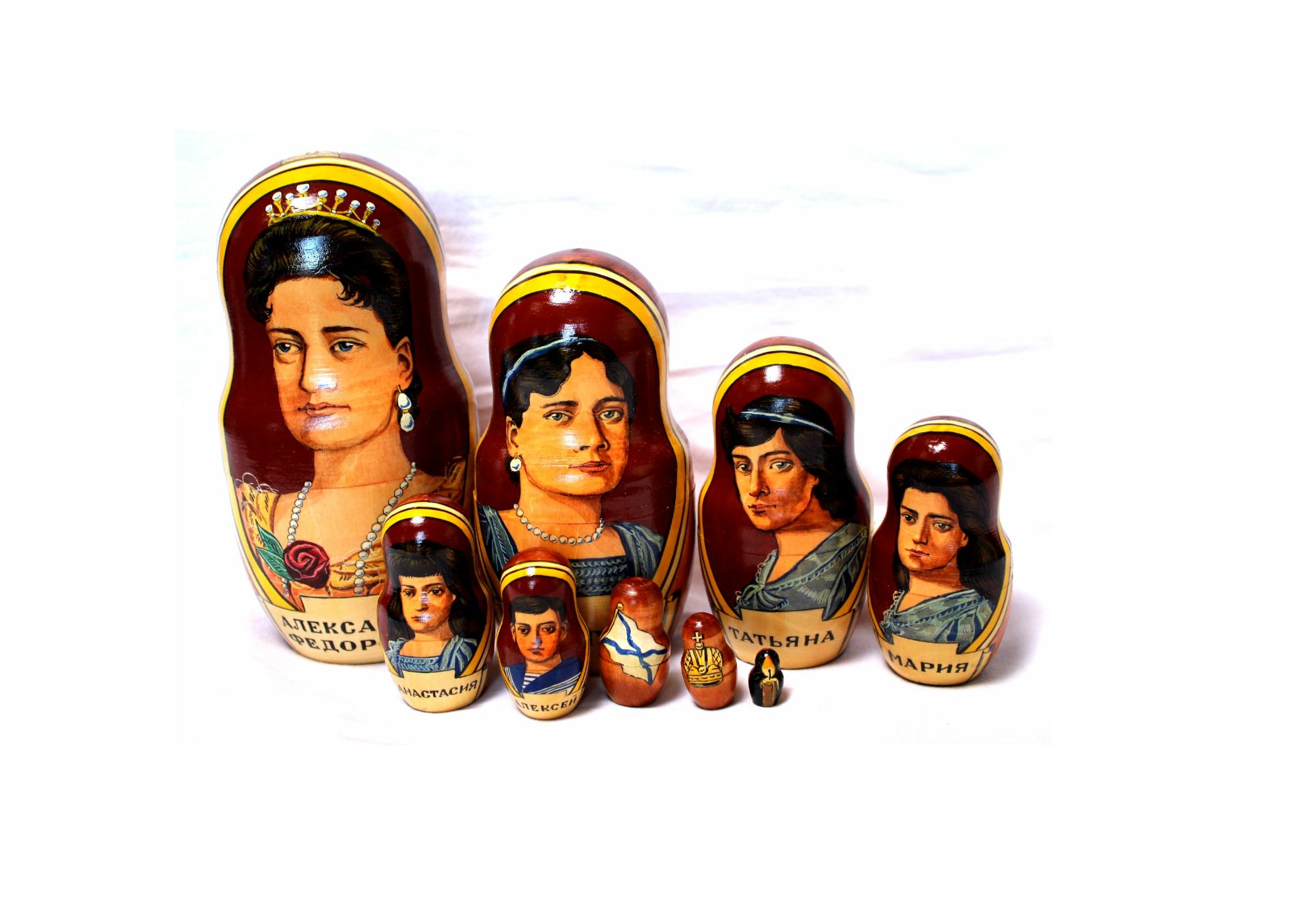 レトロNationalityDollsまとめて12カ国全12種　未開封　希少 Vintage Czar Nicholas II Family Russian Nesting Doll, 9-piece