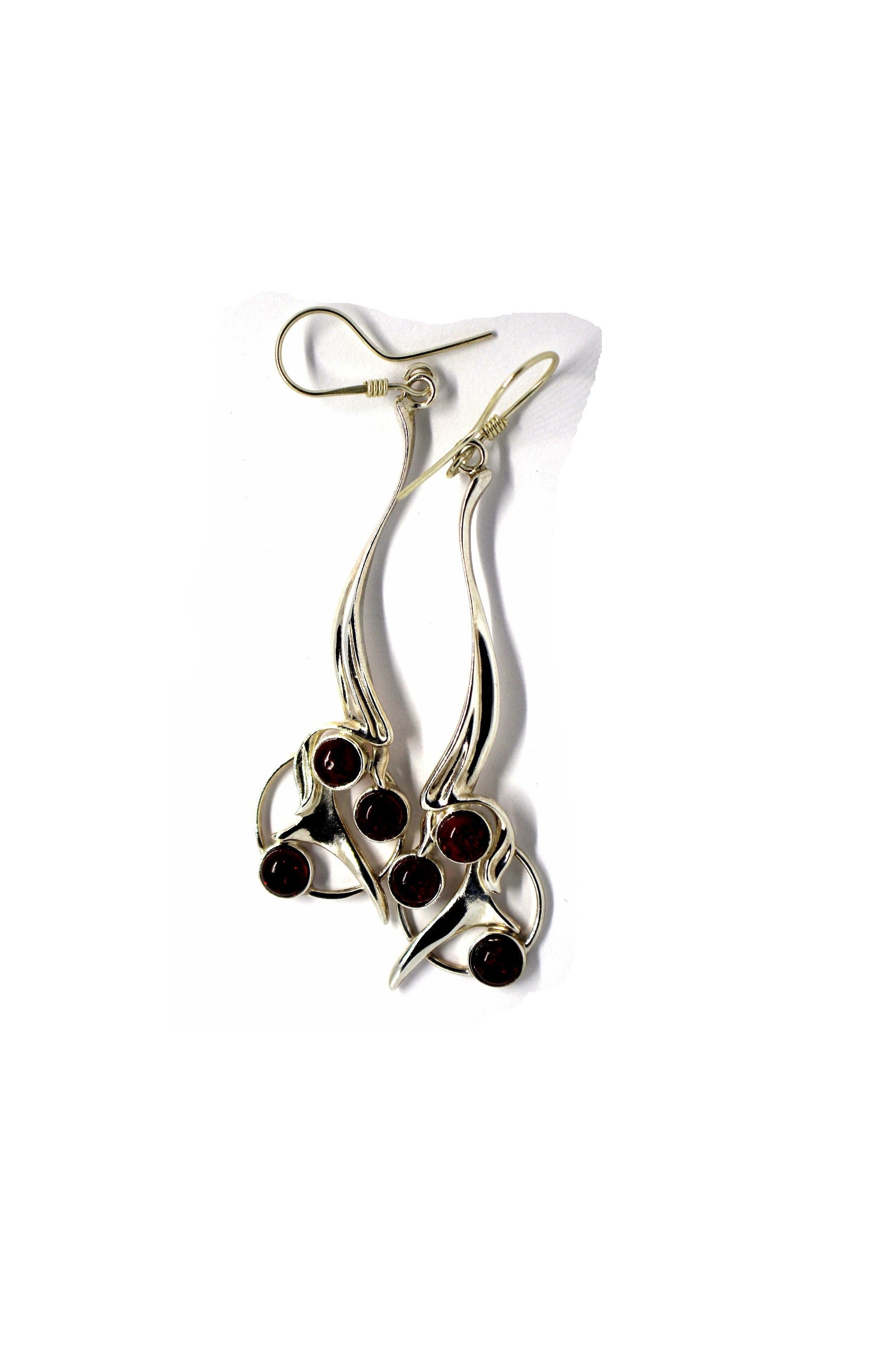 Orecchini con teschio in argento sterling e ambra baltica Leverback francese con teschio in ambra