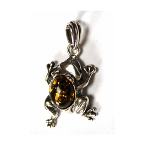 Vintage Baltic Amber Frog Pendant: 925 Sterling Silver